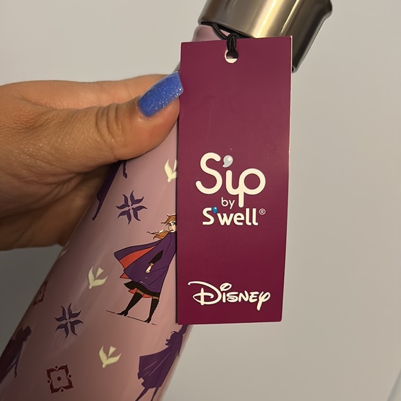 BNWT Disney Swell Water Bottle - Picture 3 of 6